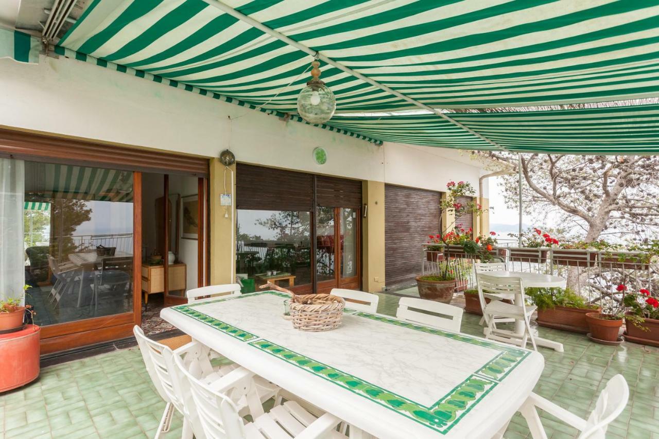 Апартаменты Stunning View Relax Tra Mare E Cielo Villa Solari Экстерьер фото